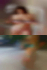 ,6 times horny girls a week.